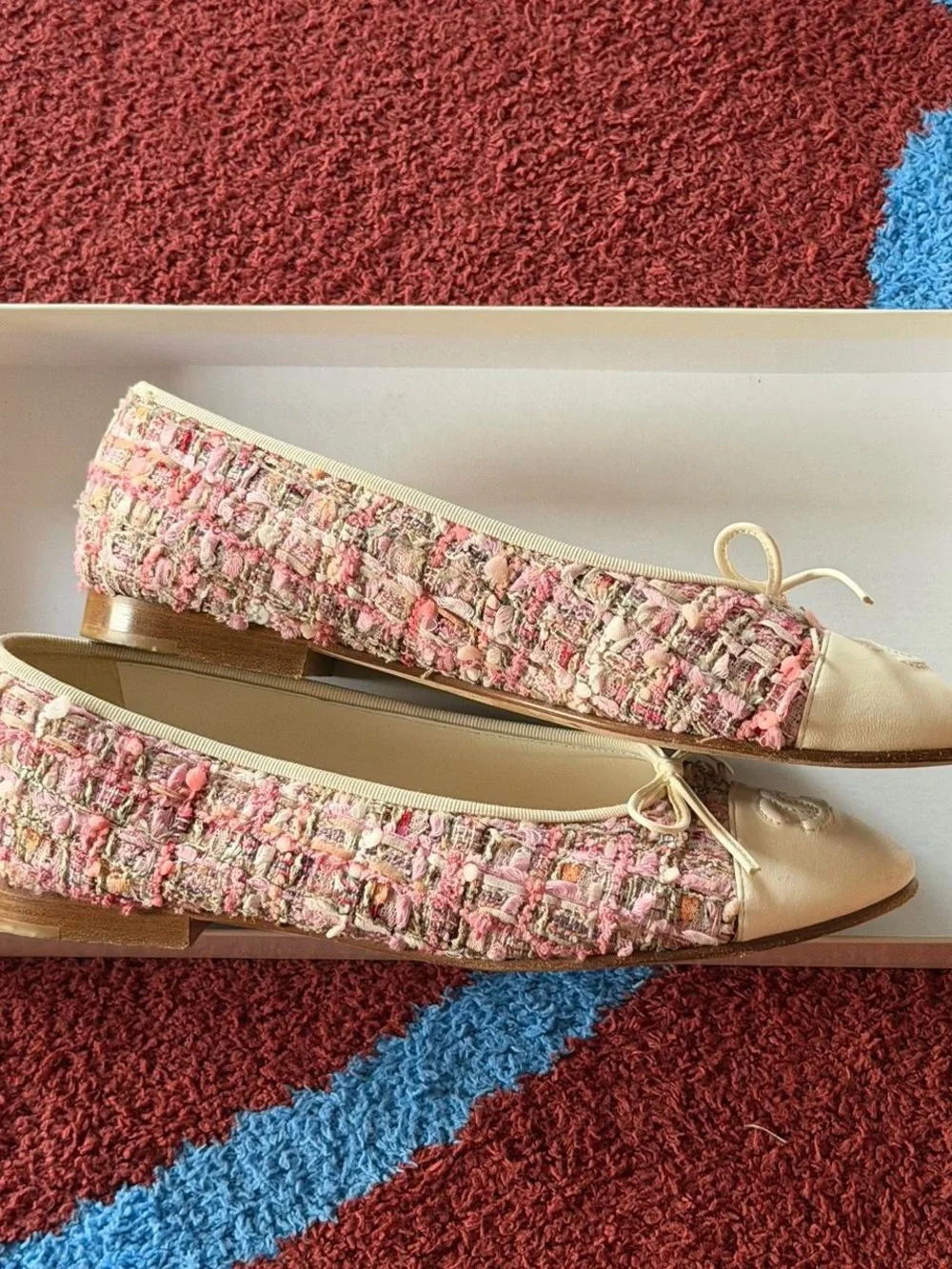 CHANEL ballet flats